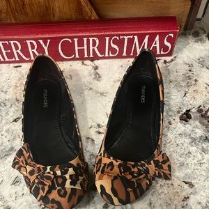 Maurices Size 11 Animal Print Flats